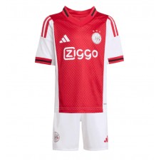 Ajax Hemmaställ Barn 2025-26 Korta ärmar (+ Korta byxor)